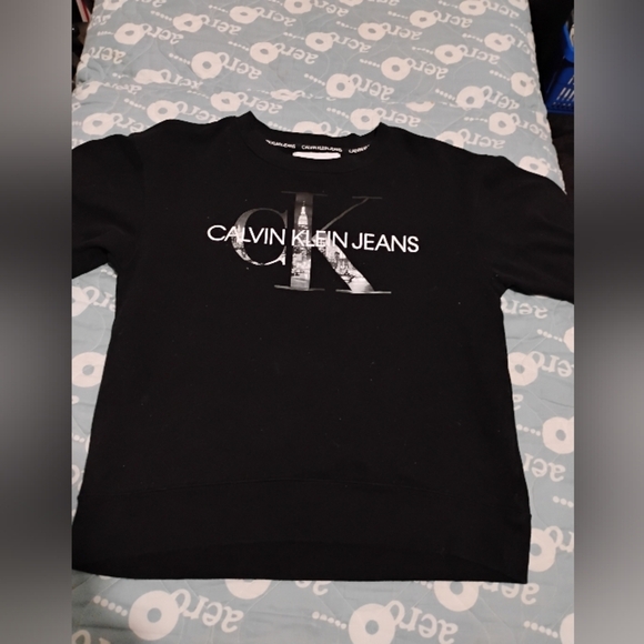 Calvin Klein Jeans Black Crewneck Sweater - Picture 8 of 9